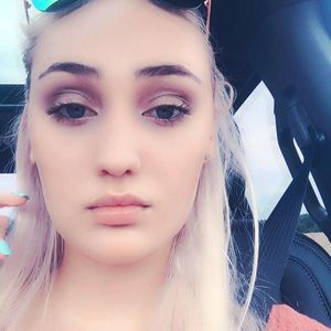 Meet your Posher, Riley